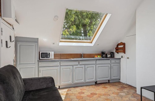 Jardin des plantes Apartment | BnBNova - 1BR - Heart of Latin Quarter