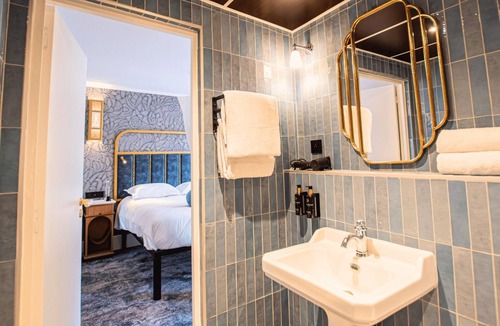 Quartier des Grandes-Carrieres Hotel | BOHEM Sacré Coeur