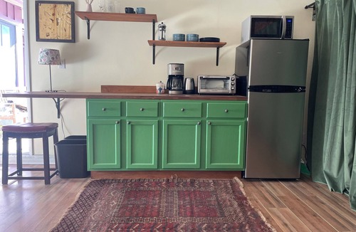 Ventura Apartment | Bohemian Tract House- studio in peaceful Ventura perfect for your getaway