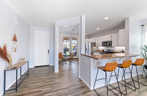 Indio House | Boho Bungalow - 30ft pool & minutes from festivals
