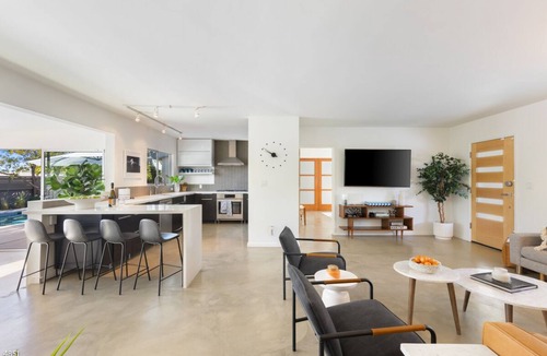 Little Tuscany House | Boho Styled Mid-Century Home! Private Pool! Mountain Views!