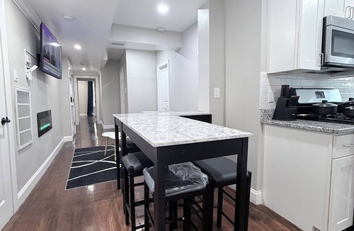 Washington Park Apartment | Boston Relocation Housing - Fully Furnished 4BR Home for Extended Stays