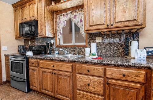 Boulder Bay House | Boulder Bay Park Lakefront - Across from Lake, Hot Tub, Walk to Lake