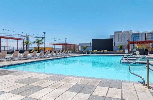 Tempe Apartment | Boulevard Stays Modern Tempe 1BR ASU Pool, Gym 02