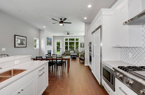 Annapolis House | Brand New.1.5 blocks to Westin. 1st floor bed & bath. Walkable Convenience