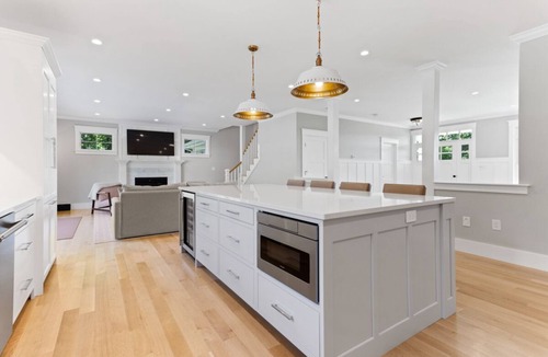 Brewster House | Breakwater Acres 164-B Luxurious Estate by the Bay in Brewster