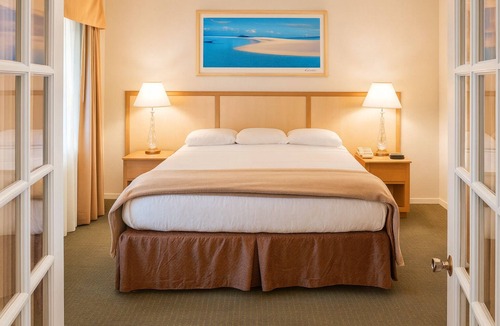 Avila Beach Hotel | Breathtaking Ocean View! 2 Classy Units, Near Pirates Cove Beach, Pool, Kitchen