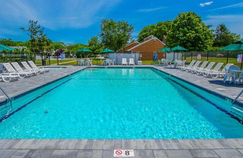 Brewster Hotel | Brewster Green Resort