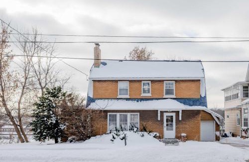 Kaukauna House | Brick River Escape 1909 Historic Home