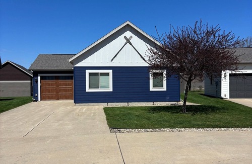 Spirit Lake Cabin | Bridges Bay Retreat, Lake View, Updated in 2025, 6 Daily Water Park Passes