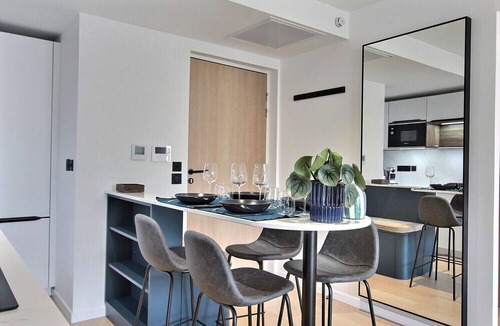 Grenelle Apartment | Bright 2BD 2BTH with terrace near the Eiffel Tower, AC, elevator, insurance incl