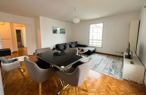 Maisons-Laffitte Apartment | Bright apartment at the Portes de Paris - 10min from the RER A