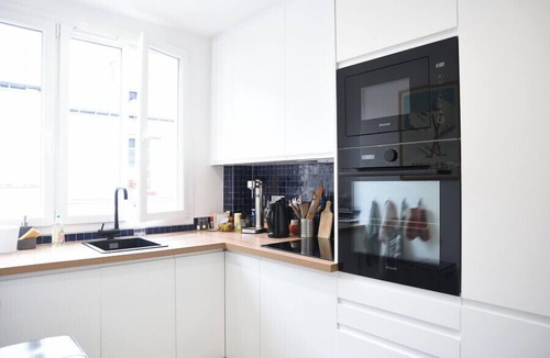 Batignolles Apartment | Bright apartment in the heart of Batignolles