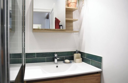 Batignolles Apartment | Bright apartment in the heart of Batignolles