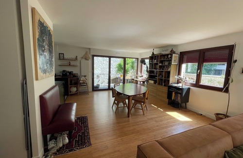 Combat Apartment | Bright Family Apartment with a Terrace - Canal Saint-Martin/Buttes Chaumont