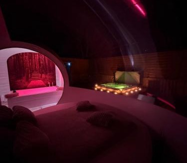 Precy-sur-Oise Apartment | Bubblesuite47