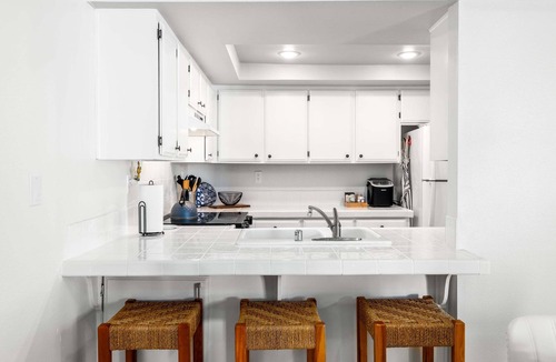 Baristo House | Caballeros Retreat - Downtown Condo w/Mountain Views