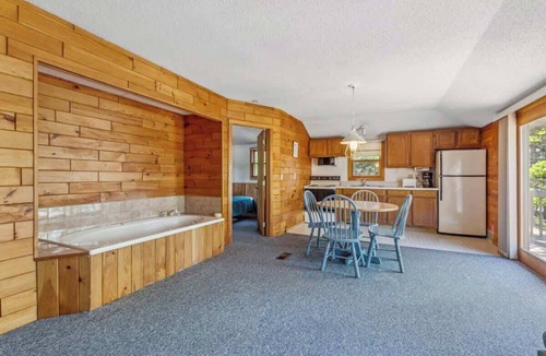 Park Rapids House | Cabin #11 Upstairs Loft 2BR 2BA Timberlane Resort