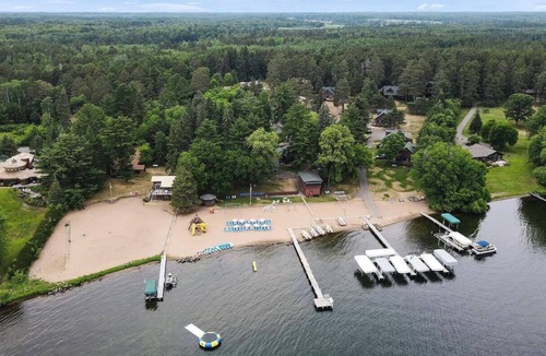 Pine River Cabin | Cabin 7 at Heath's Resort