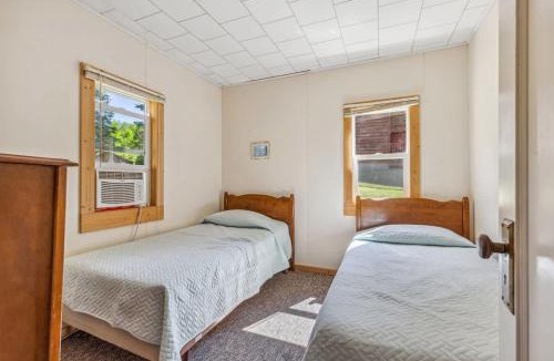 Park Rapids House | Cabin #8 Long Lake 2BR 1BA Timberlane Resort