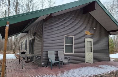 Winter Cabin | Cabin in the Woods Near Big Chip and Hayward