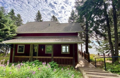 Lutsen House | Cairn Cottage on the North Shore of Lake Superior!