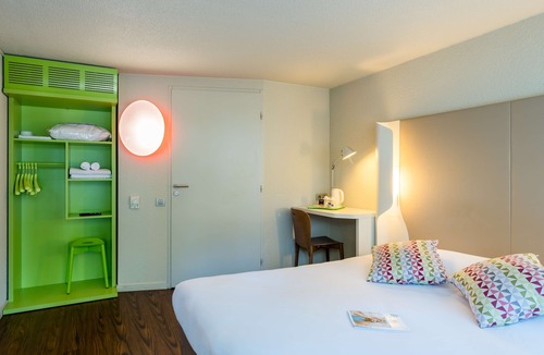 Saint-Etienne-du-Rouvray Hotel | Campanile Rouen Sud - Zénith - Parc Expo