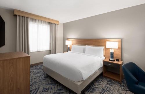 Central Business District Hotel | Candlewood Suites Mobile-Downtown by IHG