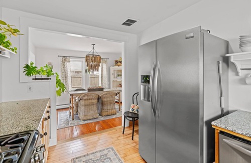 Hyannis House | Cape Cod Bungalow Walk to Beach Firepit