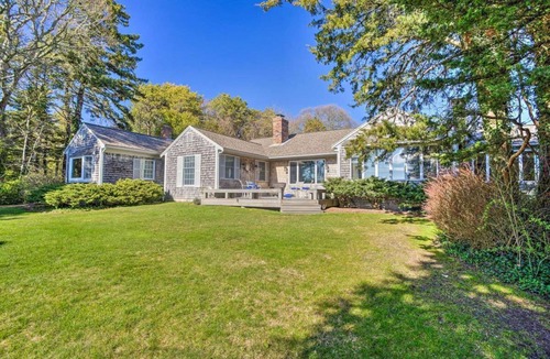 East Orleans Cottage | Cape Cod Cottage on Private Family Estate minutes from the Beach,