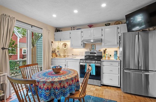 Gloucester House | Captain’s Lookout with Harbor Views & Roof Deck