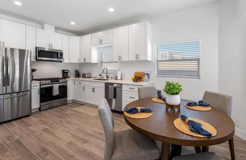 North Pacific Beach House | Casa Blanca | Pacific Beach Family Retreat