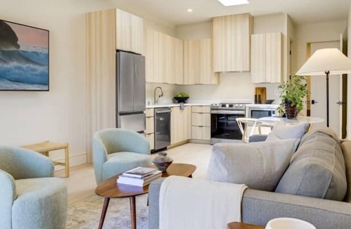Santa Barbara Apartment | Casa De La Vina Apartment 13