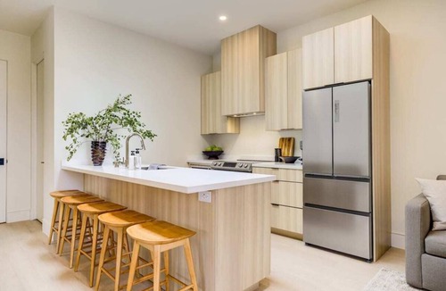 Santa Barbara Apartment | Casa De La Vina Unit 12 - Boutique Apartment