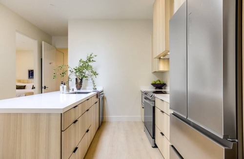 Santa Barbara Apartment | Casa De La Vina Unit 12 - Boutique Apartment