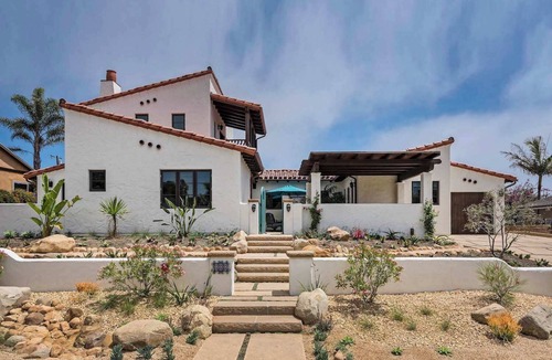 West Mesa House | Casa de Lujo - Spanish Seaside Retreat