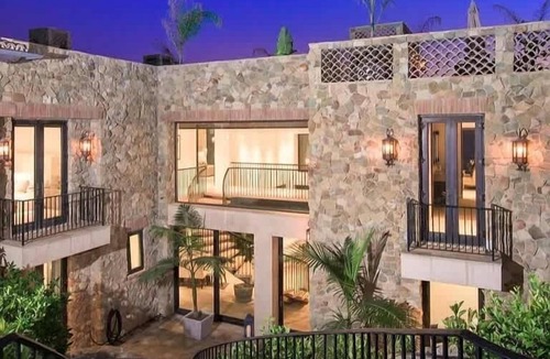 Western Malibu House | Casa di Pietra by Stay Awhile Villas