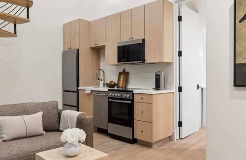 Oak Park Apartment | Casa Iglesia King Loft 301