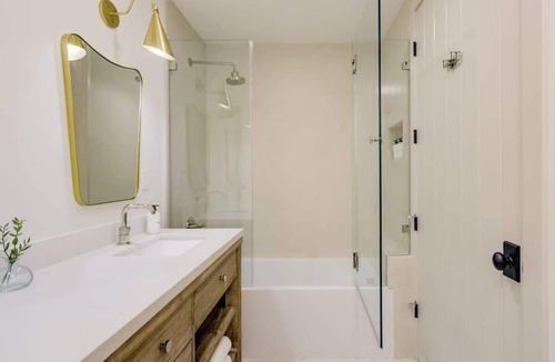 Upper East Apartment | Casa Valerio Unit 6B