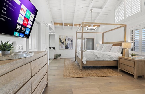 Rainbow CDP House | Celebrity Estate HillTop w/Pooln