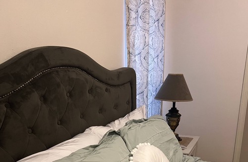 Shenandoah House | Center City Hidden Gem