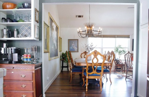 Atascadero House | Château Vigne: Luxe retreat, Hot Tub, plunge pool, Outdoor movies, game room, EV