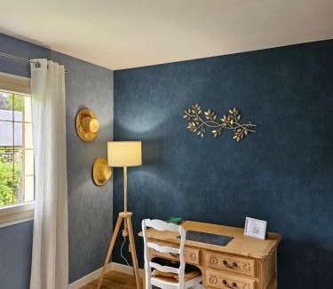 Saint-Pierre-de-Manneville House | Chambre chez particulier avec petit déjeuner, piscine, pool house