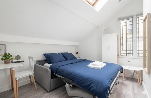 15th Arrondissement Apartment | Charmant studio Tour Eiffel