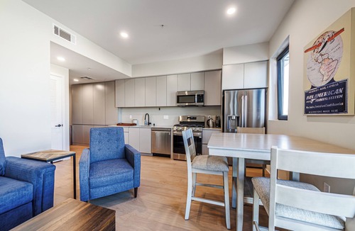 Koreatown Apartment | Charming 1-bedroom apartment with views and parking