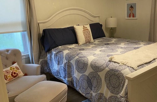 Monroe House | Charming 2/1 Centrally located and close to ULM! Pet Friendly!