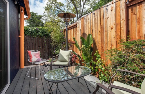 Oak Park Cottage | Charming 2-bedroom cottage in lovely Santa Barbara with WiFi, AC