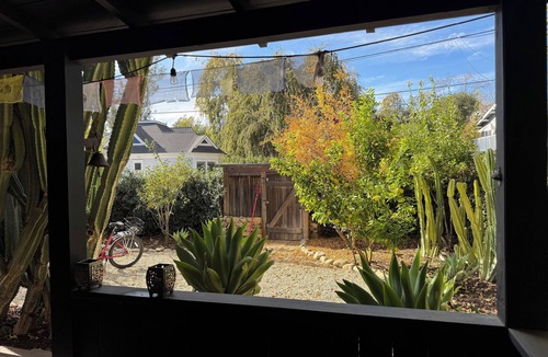 Ojai House | Charming 2-bedroom house steps from downtown Ojai.