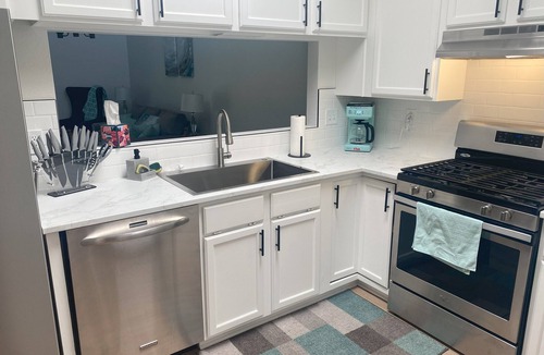 La Joya Verde House | Charming 2-bedroom single story town home in peaceful Green Valley