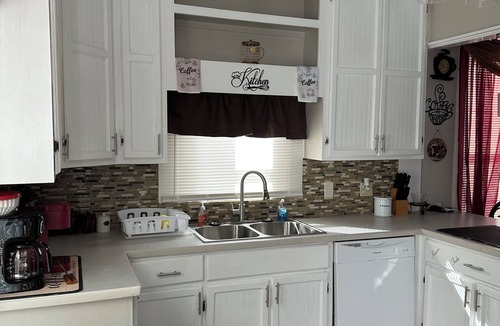 Perdue Hill House | Charming 2-bedroom house in Monroeville with Wi-Fi and AC.